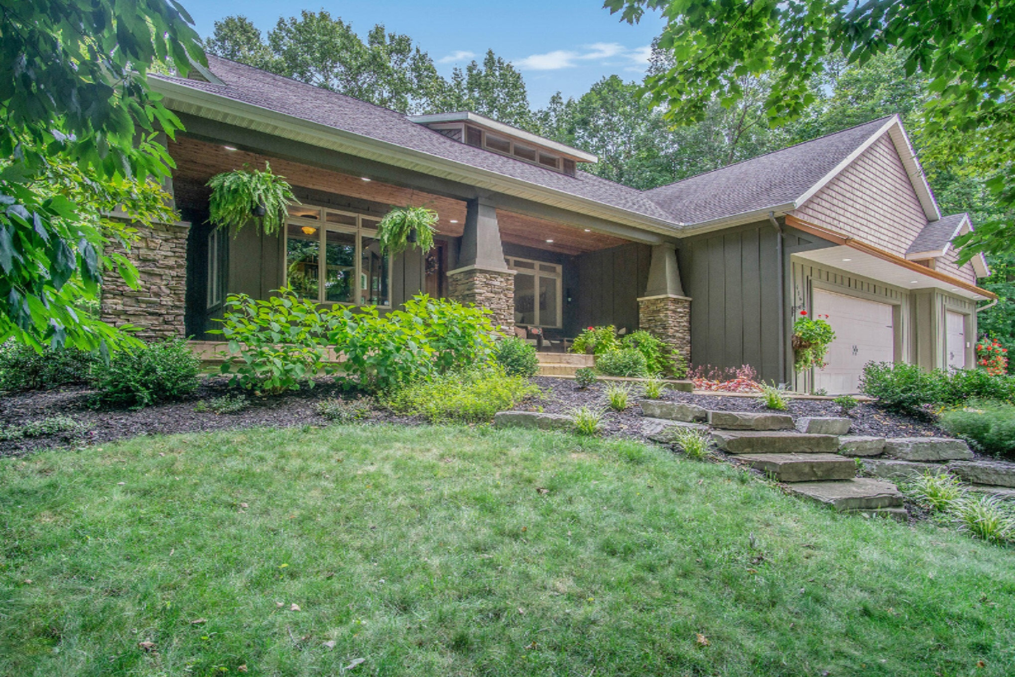 Property Photo: 16668 Stoneway Drive MI 49448