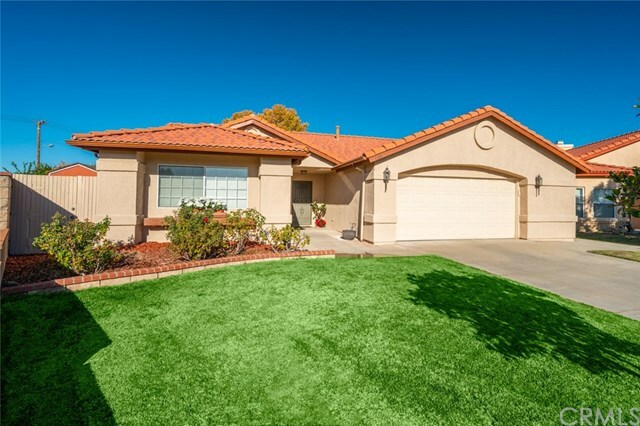 Property Photo:  1321 Limonite Street  CA 92543 