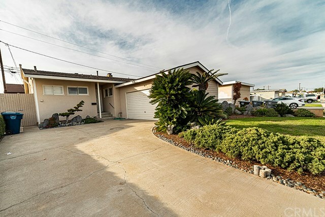 Property Photo:  17111 S Raymond Place  CA 90247 