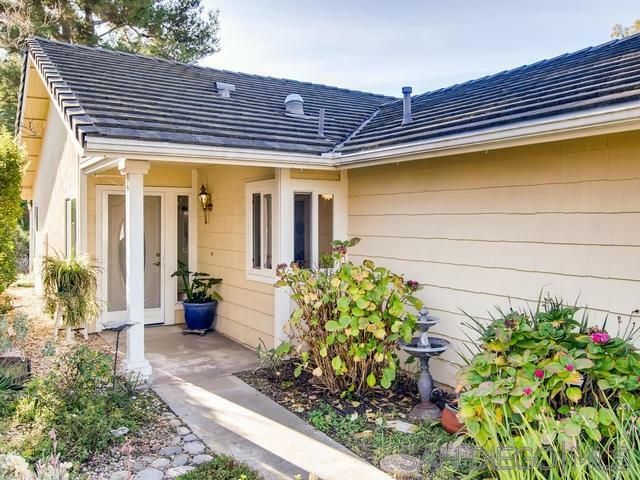 Property Photo:  1241 Longfellow Rd  CA 92081 