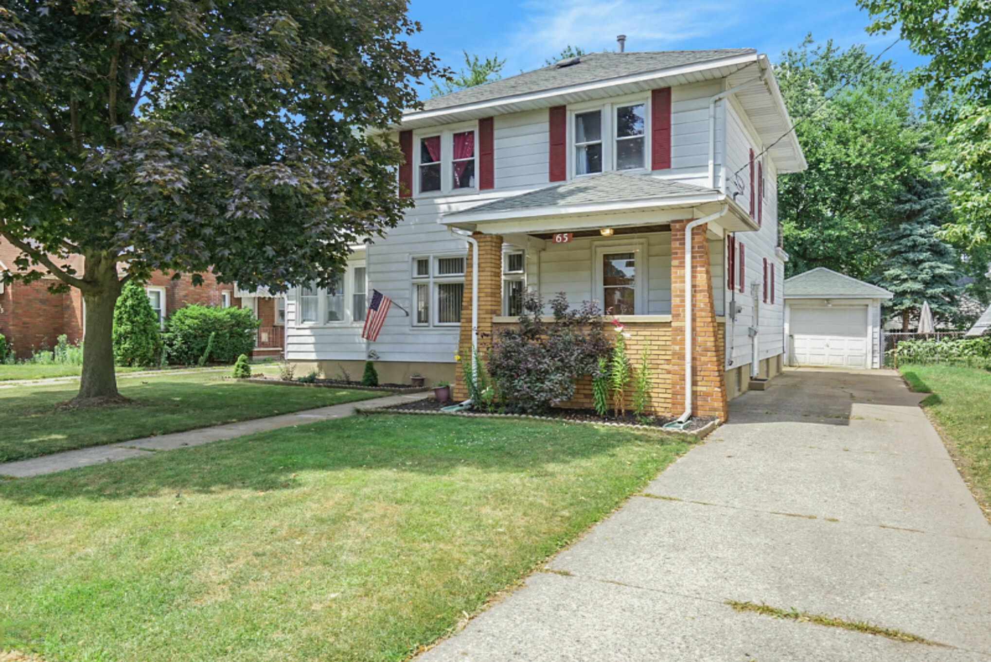 Property Photo:  65 Buckingham Street SW  MI 49548 