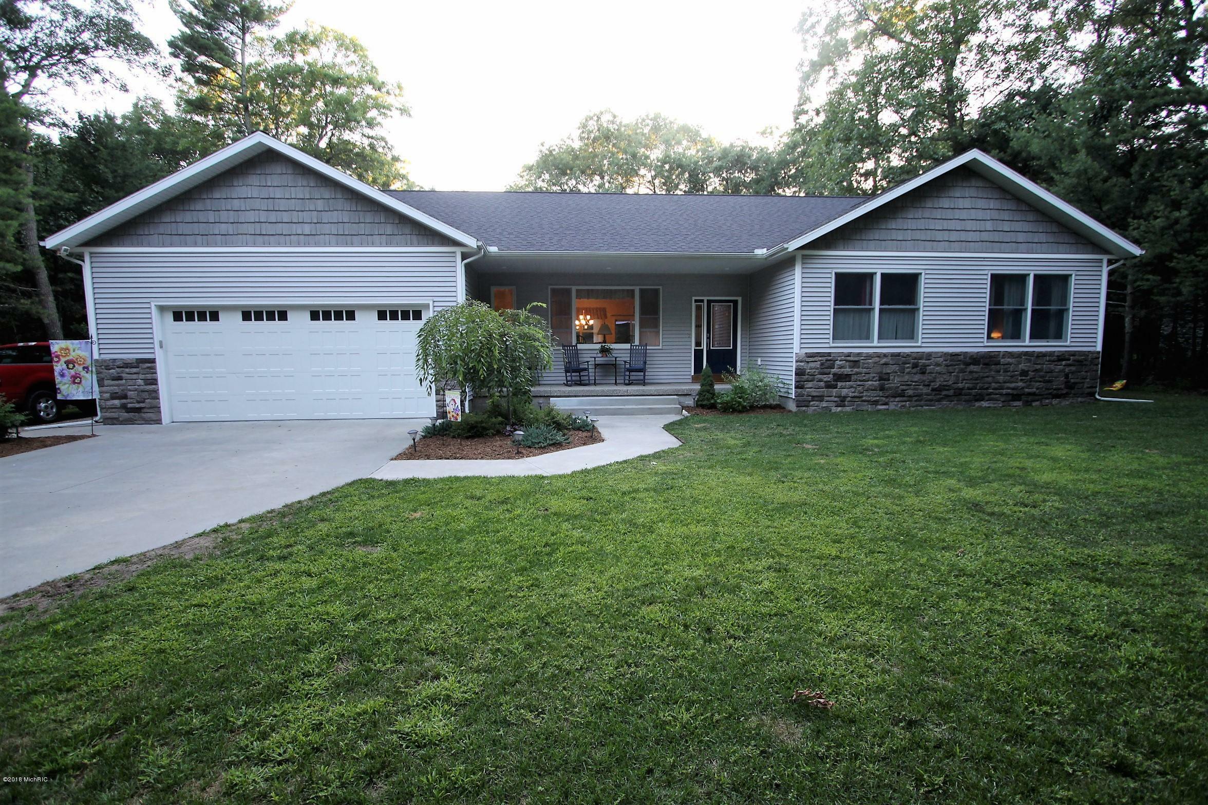 7737 Wiczer Drive  Whitehall MI 49461 photo