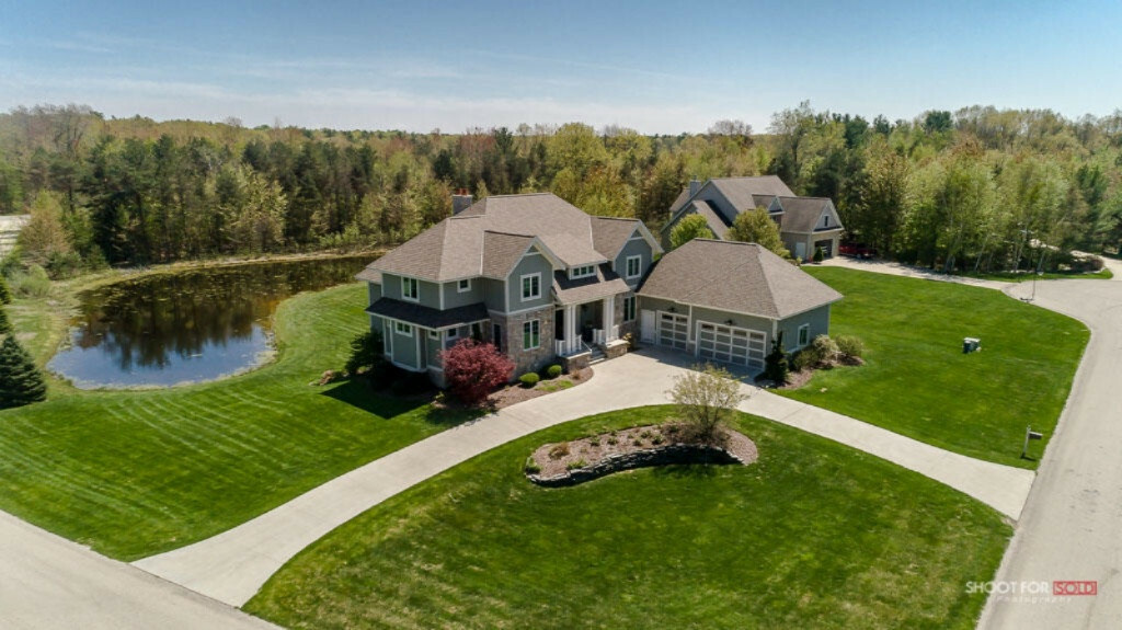 Property Photo:  16700 Pond Creek Court  MI 49456 