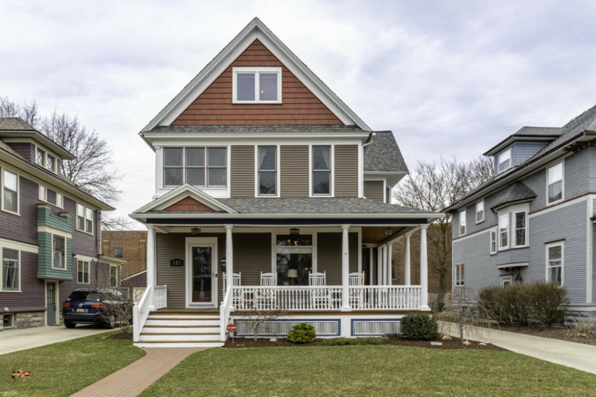 Property Photo:  151 W 12th Street  MI 49423 