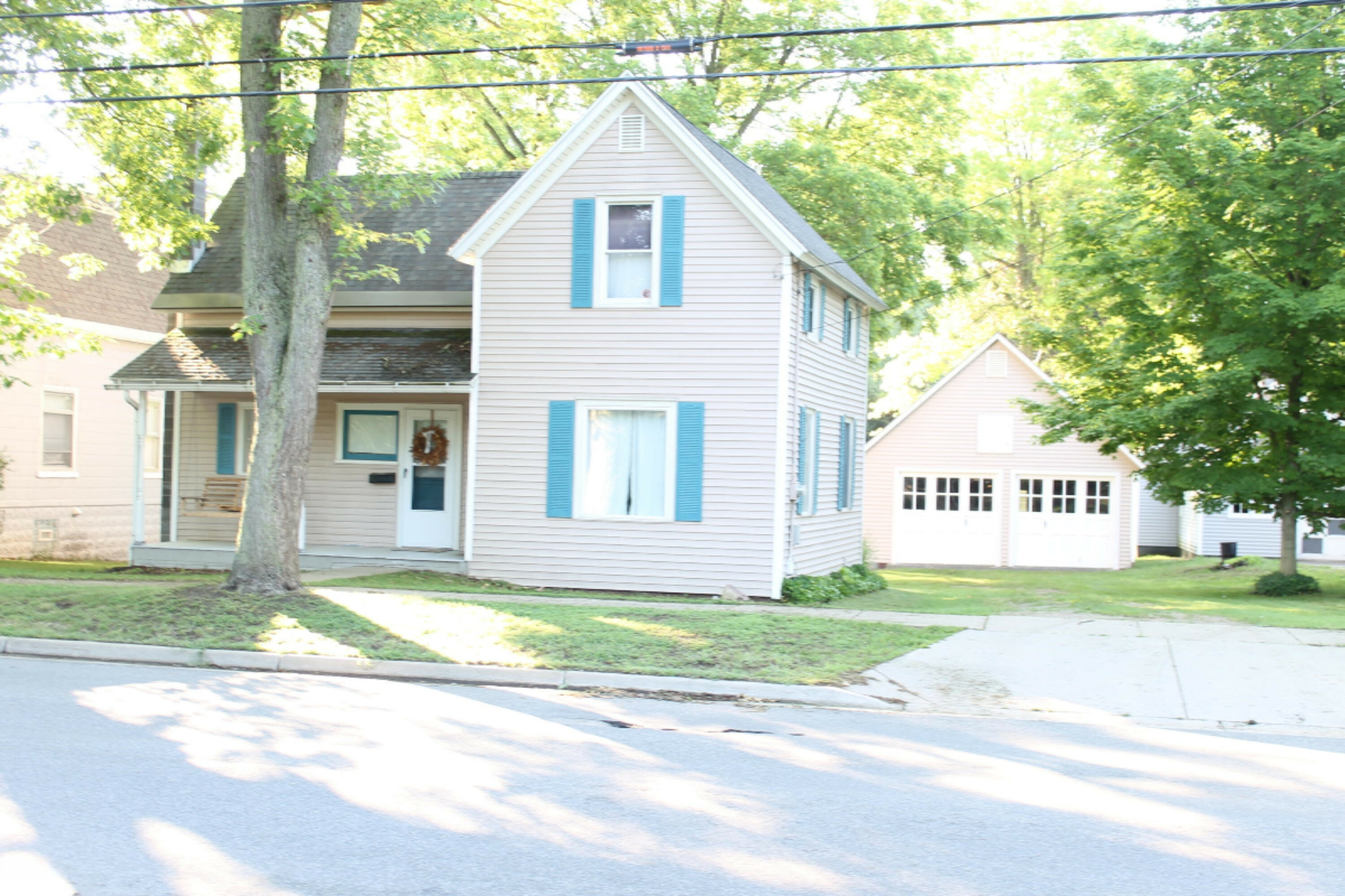 Property Photo: 639 Ely Street MI 49010