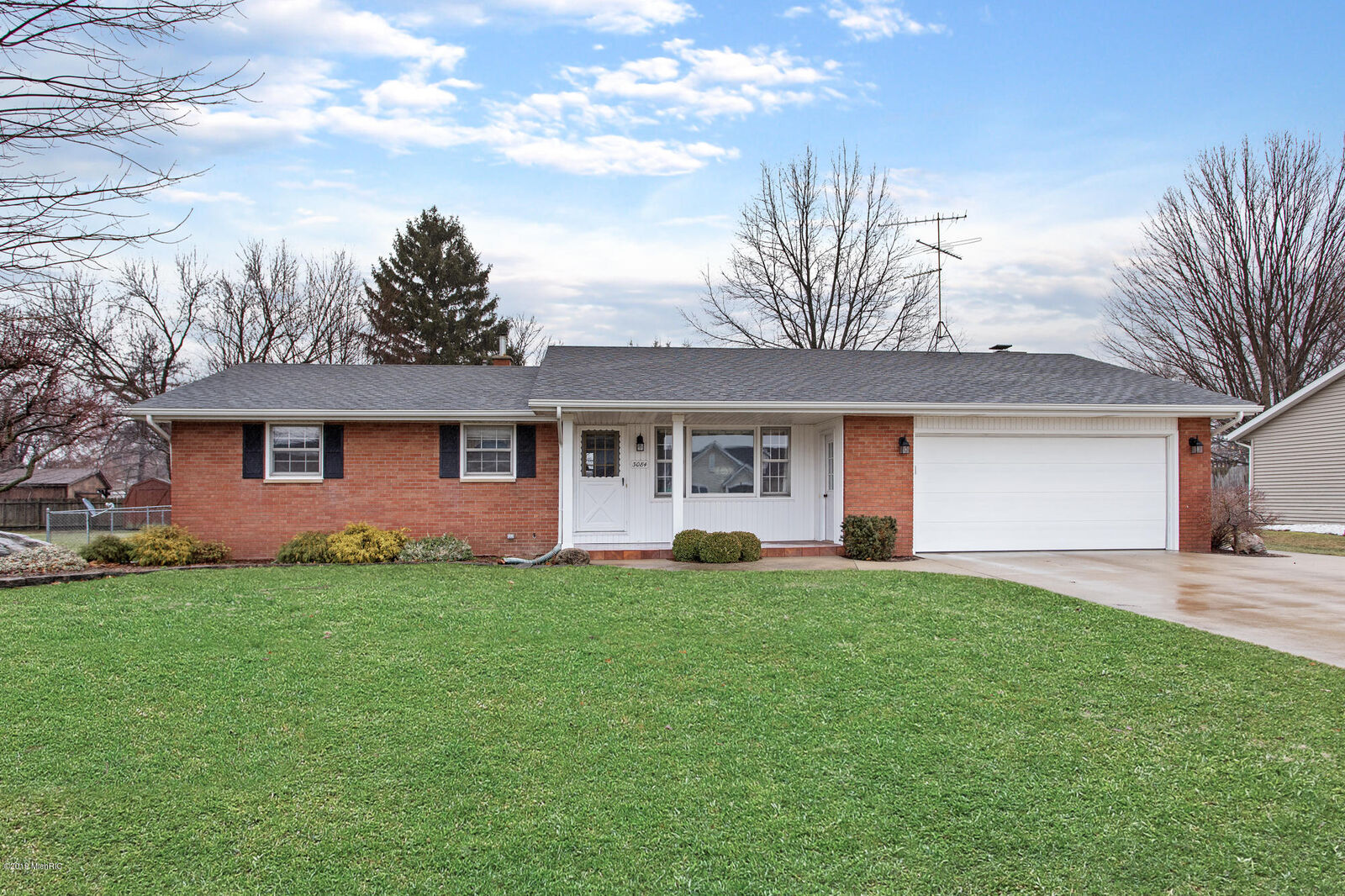 Property Photo:  3084 104th Avenue  MI 49464 
