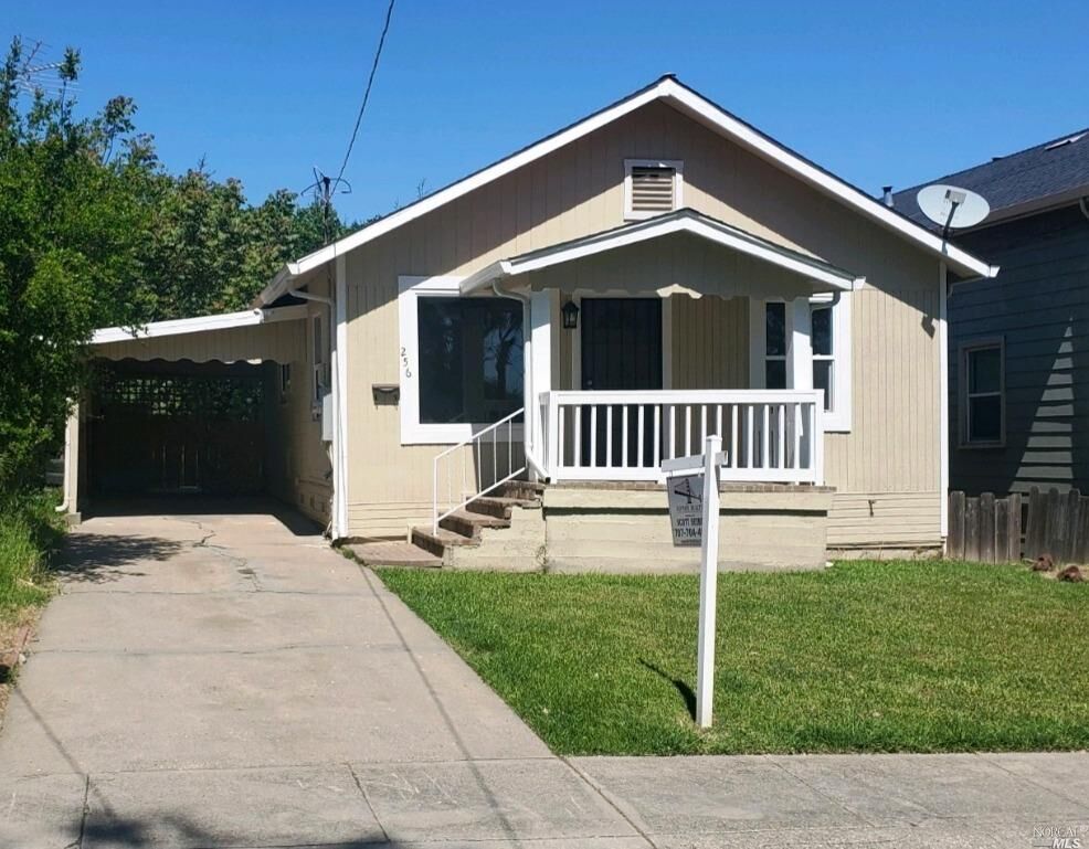 Property Photo: 256 South 7th Street CA 94571