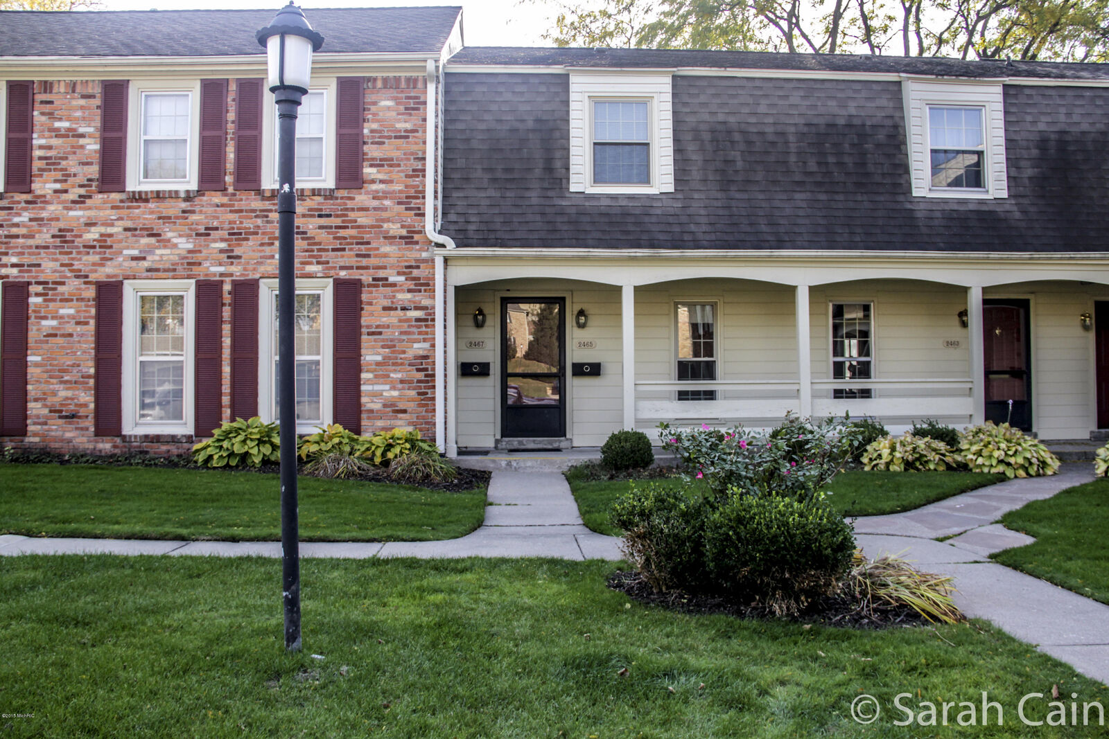 Property Photo:  2465 Abbington Drive SE  MI 49506 