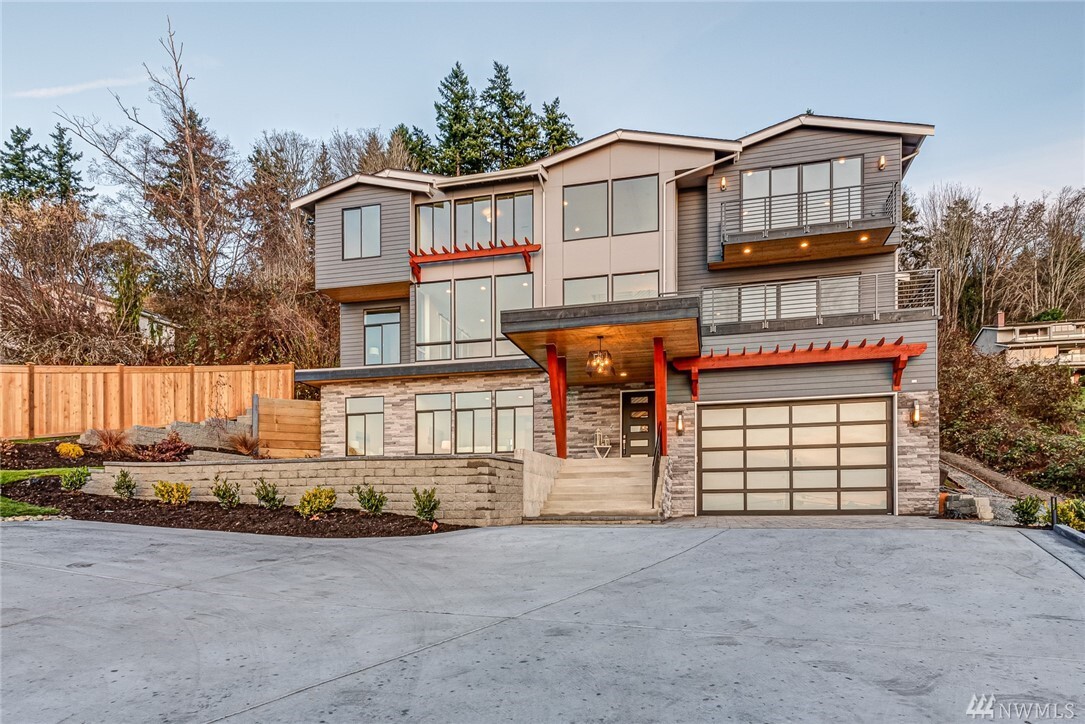 Property Photo: 13717 Puget Sound Boulevard WA 98026