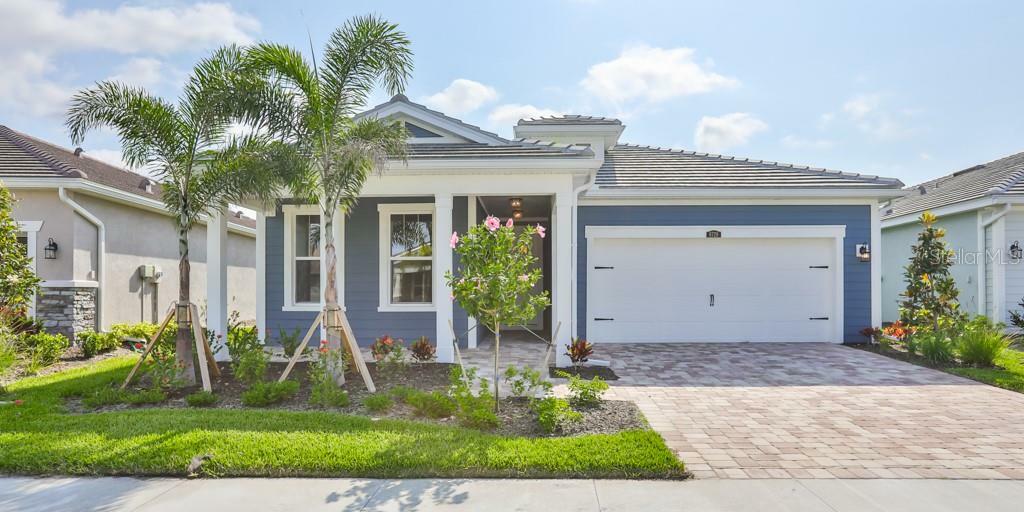 Property Photo: 8720 Bay Meadow Drive 196 FL 34238
