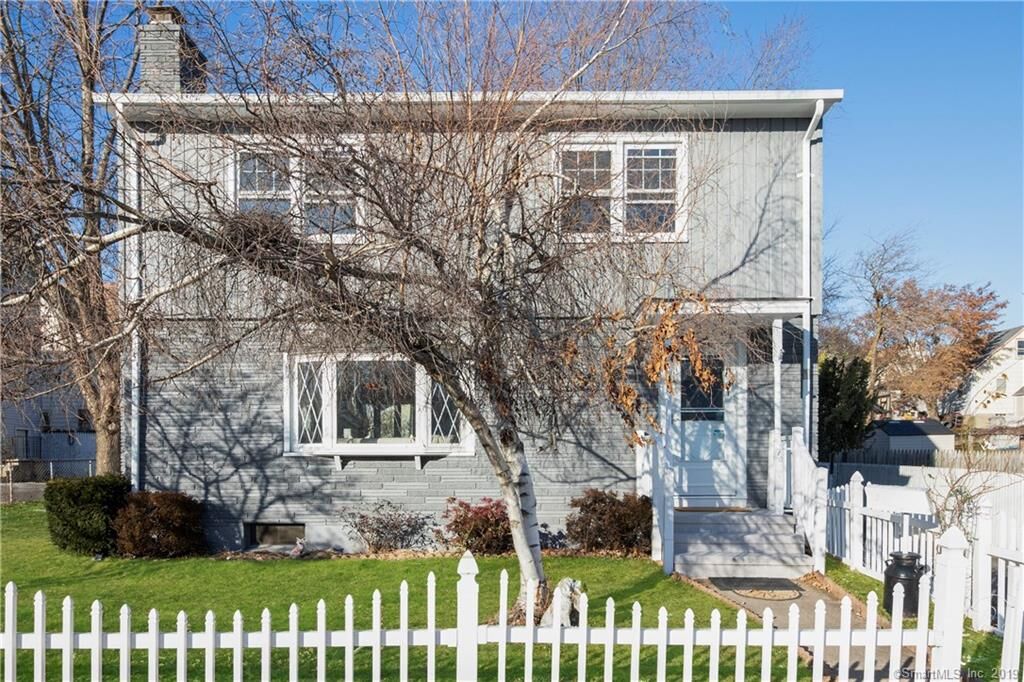 Property Photo:  90 Pond Street  CT 06614 