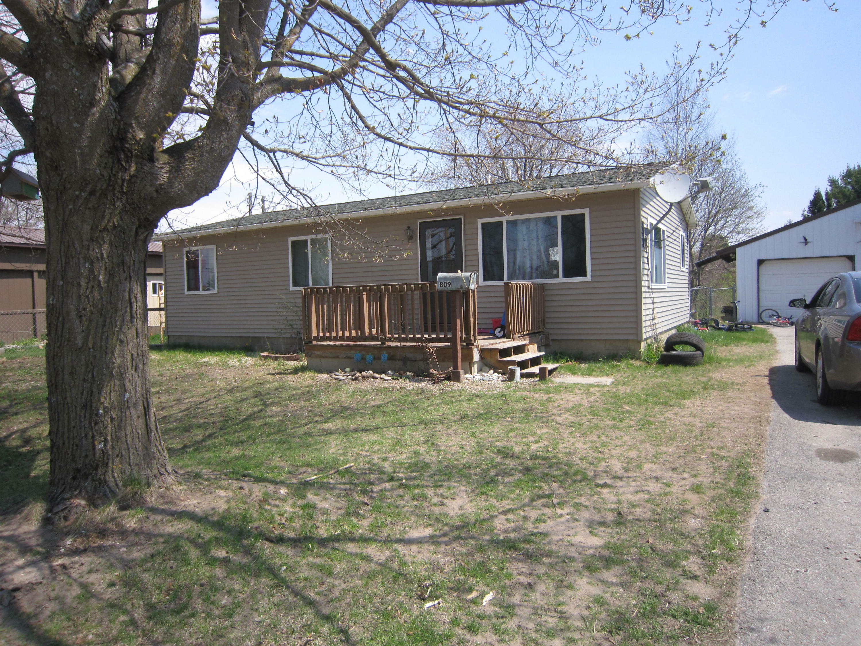 809 Vulcan St  Newberry MI 49868 photo