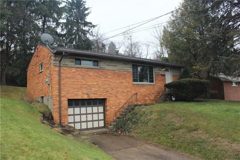 Property Photo:  3214 Woodridge Drive  PA 15227 