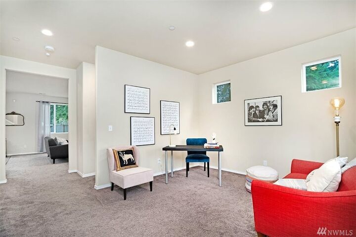 Property Photo:  17828  116th Stct E  WA 98391 