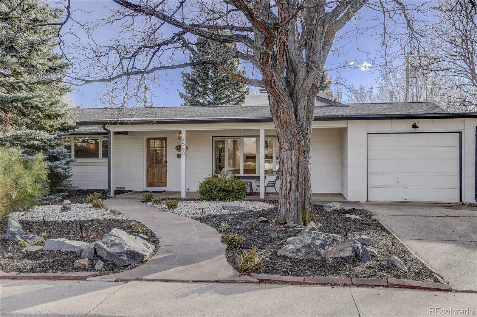 Property Photo:  2560 Hawthorn Avenue  CO 80304 