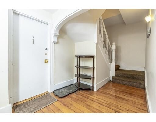 Property Photo:  13 Mansfield Street 1R  MA 02134 