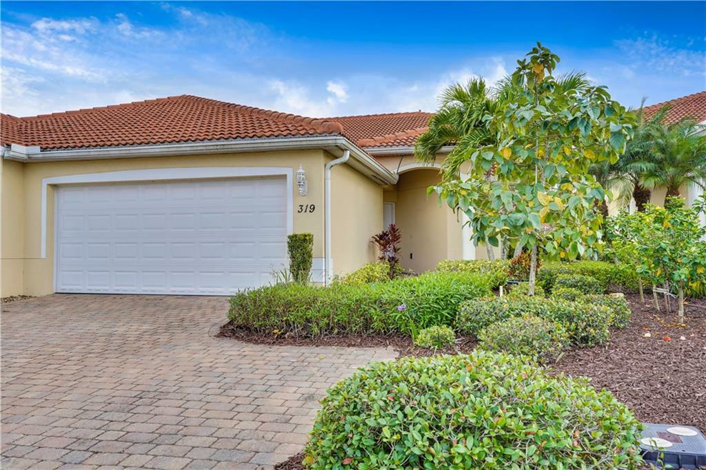 Property Photo: 319 Monaco Drive 8 FL 33950