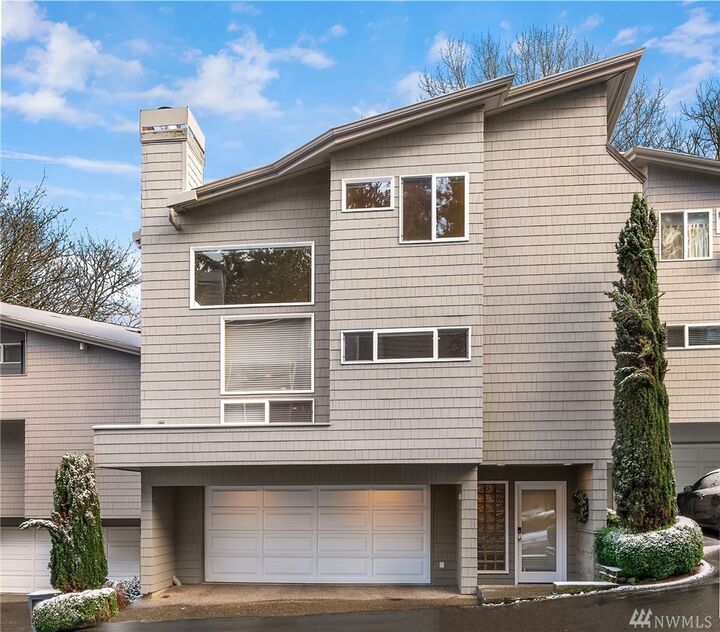 9316 SE 36th Street  Mercer Island WA 98040 photo