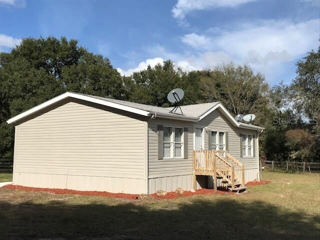 Property Photo:  37200 Oswalds Alley  FL 34731 