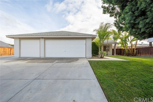 Property Photo:  25026 Lake Street  CA 92544 