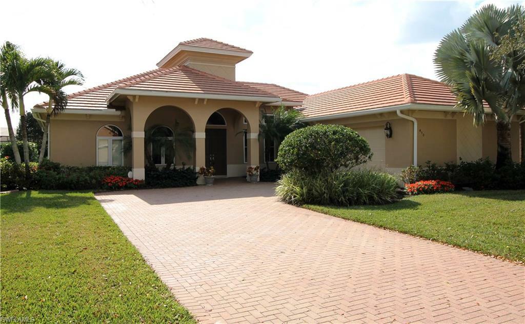 450 Saddlebrook Ln  Naples FL 34110 photo