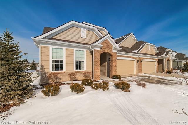 Property Photo:  6385 Prairie Dunes Drive  MI 48439 