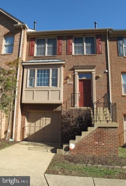 Property Photo: 6214 Squires Hill Drive VA 22044