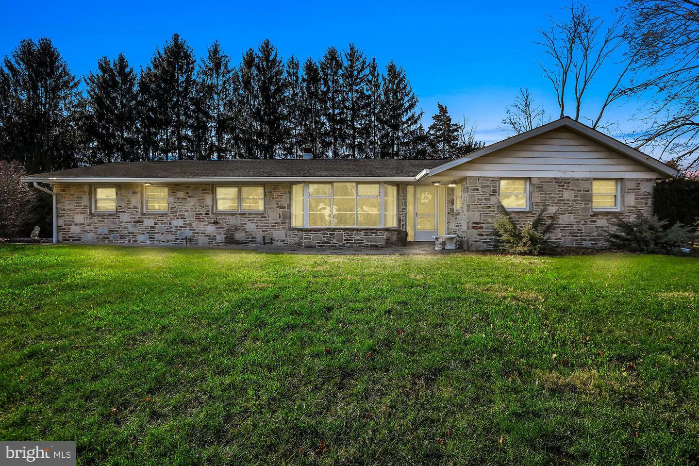 Property Photo: 40 Chestnut Road PA 18966