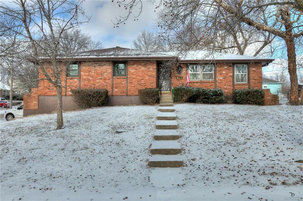 Property Photo:  844 NW 69th Terrace  MO 64118 