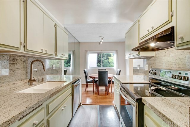 Property Photo: 5414 Newcastle Avenue 67 CA 91316