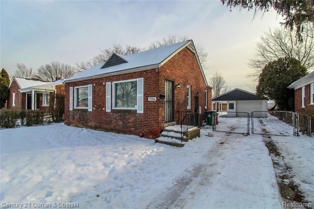 17064 Forest Avenue  Eastpointe MI 48021 photo