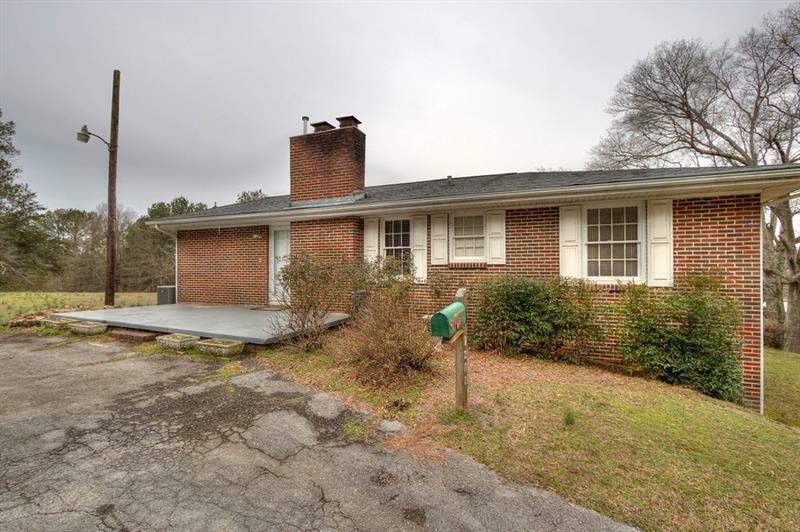 Property Photo:  1202 Franklin Road SW   30733 