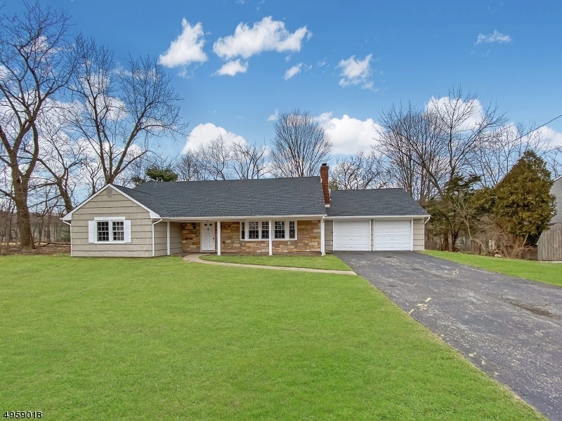 Property Photo: 29 Thackeray Rd NJ 07436