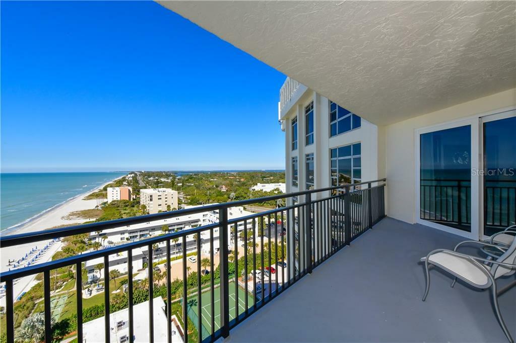 Property Photo:  2525 Gulf Of Mexico Drive 14E  FL 34228 