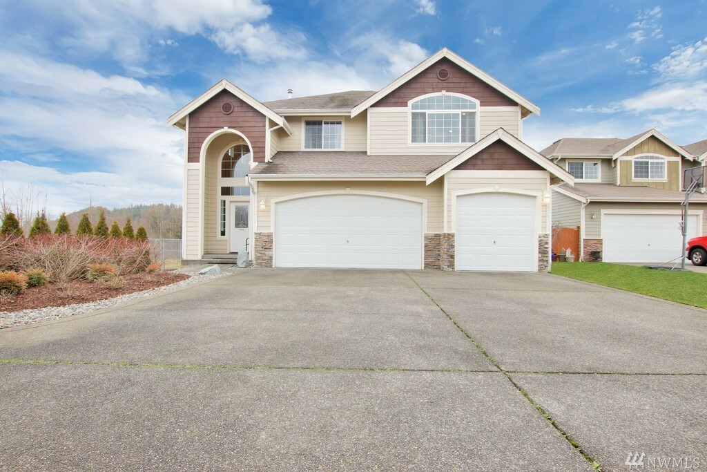 Property Photo:  1530 Daffodil Ave NE  WA 98360 