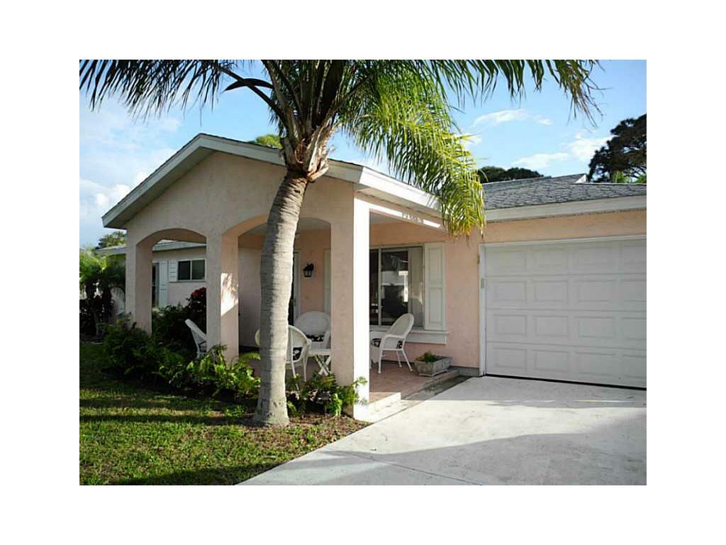 Property Photo:  641 24th Street SW  FL 32962 