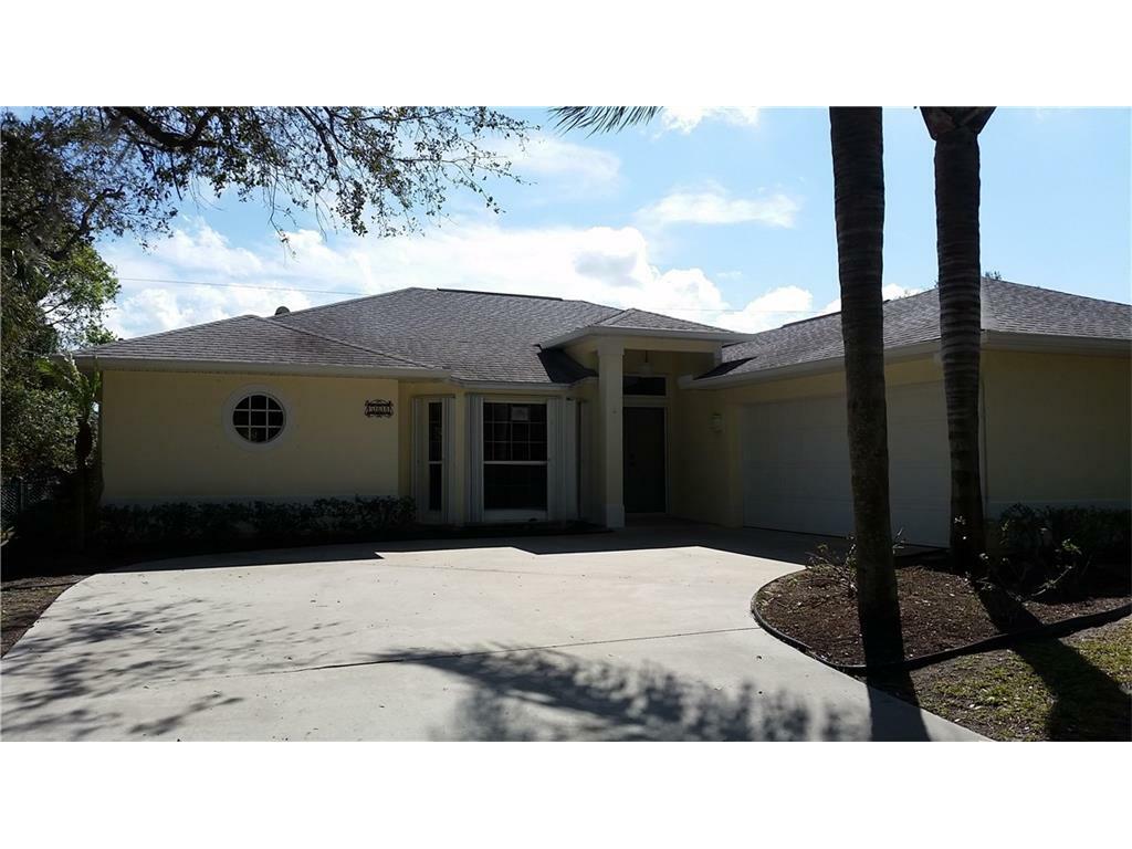 Property Photo:  568 Carnival Terrace  FL 32958 