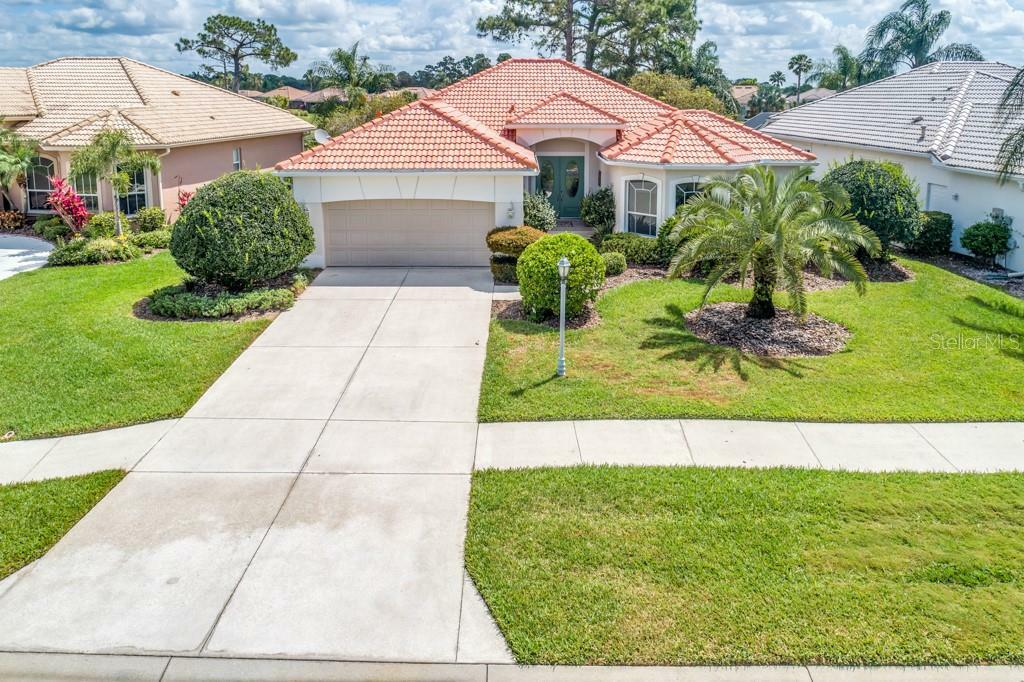 Property Photo:  2942 Royal Palm Drive  FL 34288 