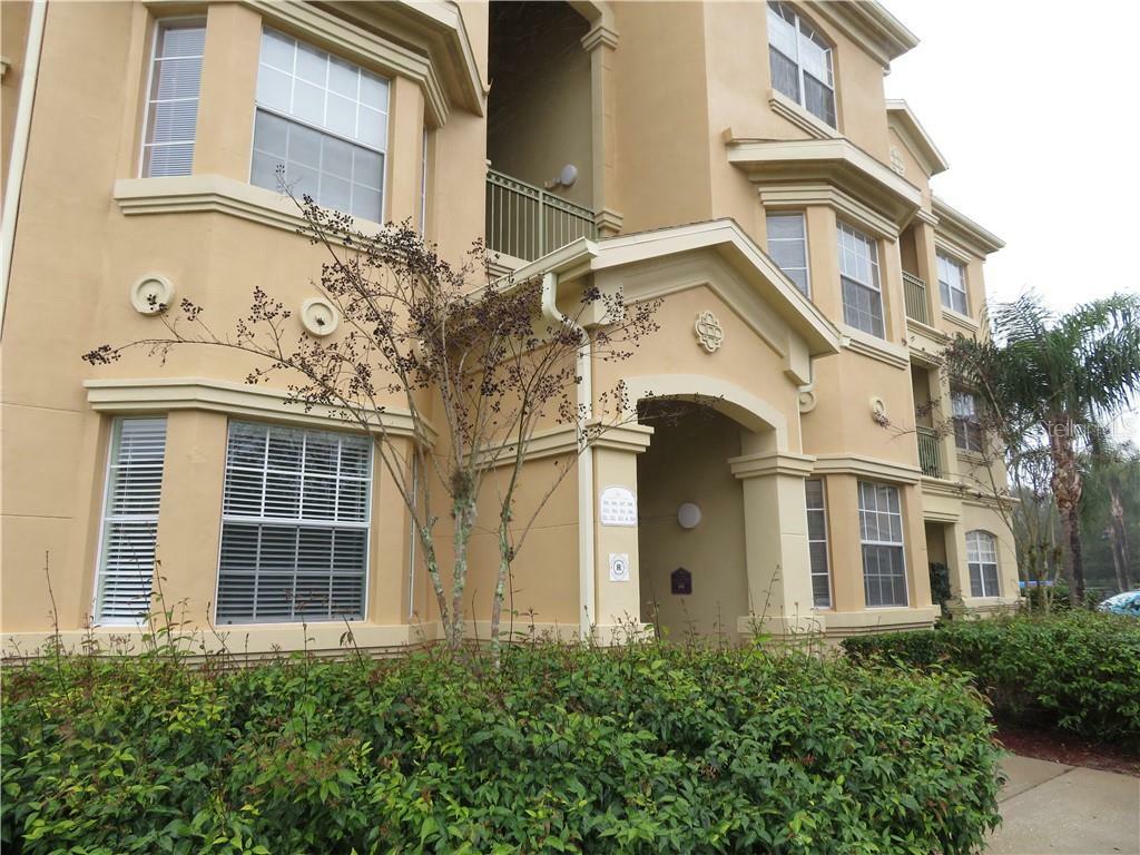 Property Photo:  305 Terrace Ridge Circle 305  FL 33896 