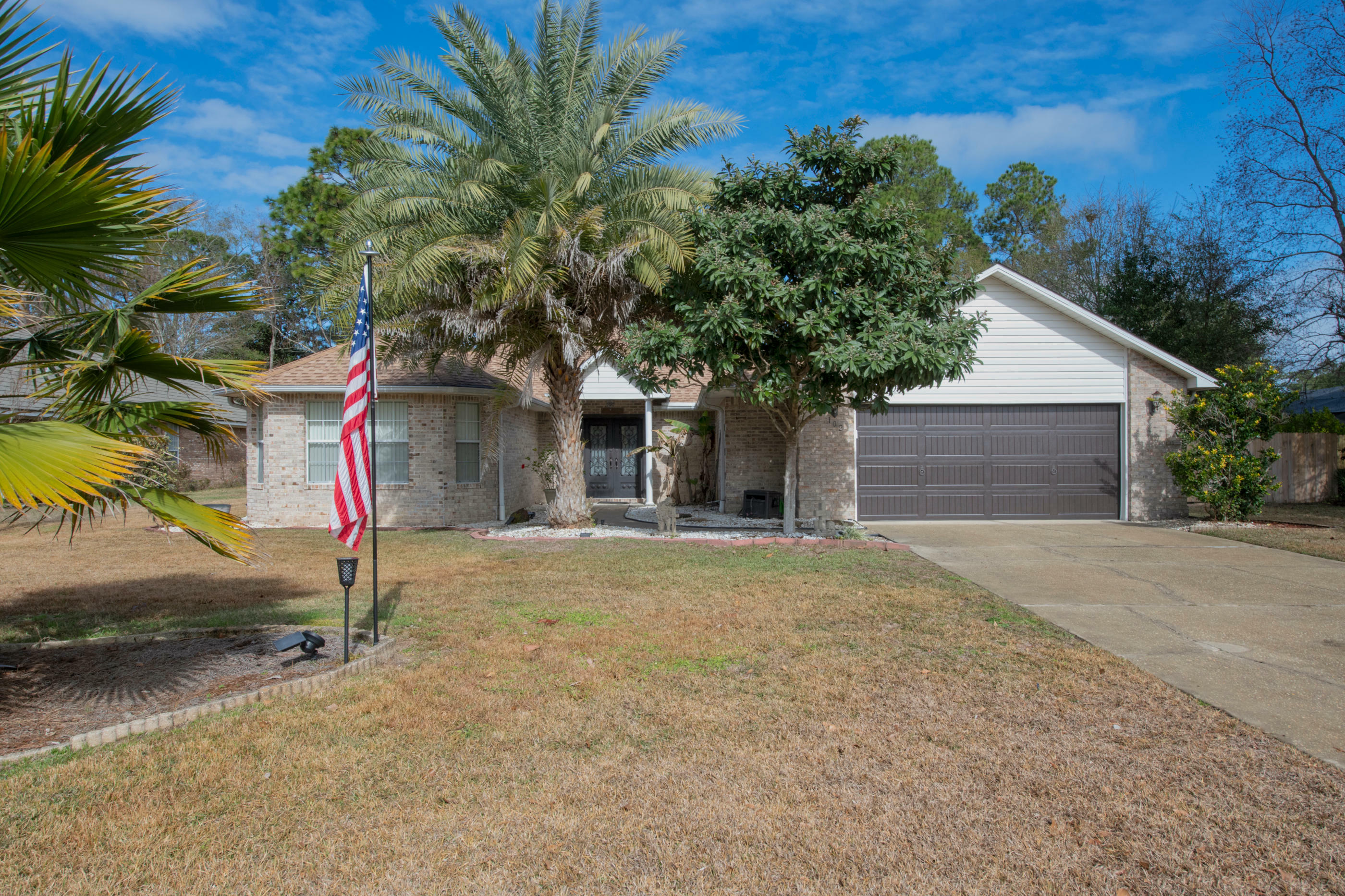 Property Photo:  102 Dana Pointe  FL 32578 