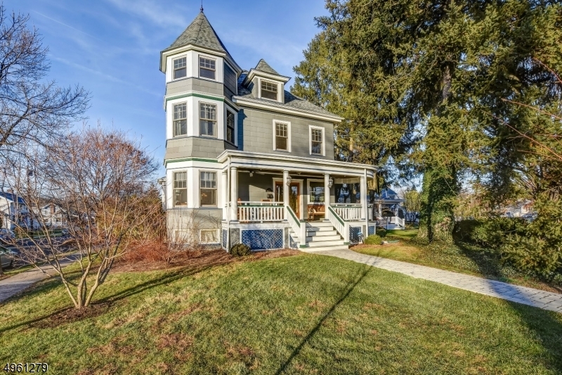 Property Photo:  601 Orange Ave  NJ 07016 