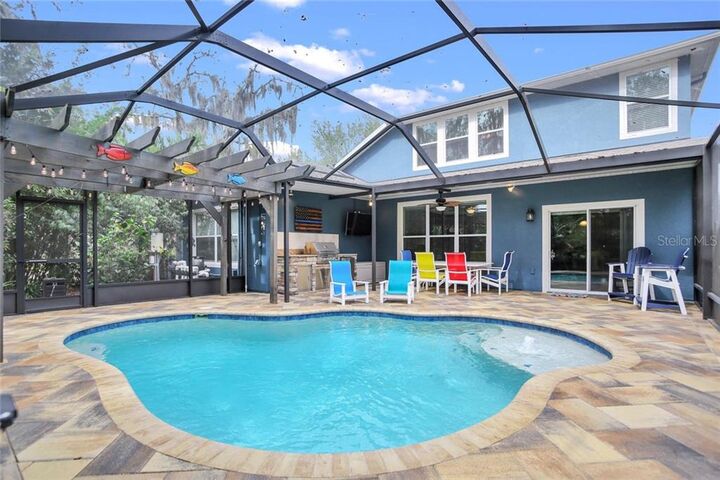 Property Photo: 15862 Starling Water Drive FL 33547
