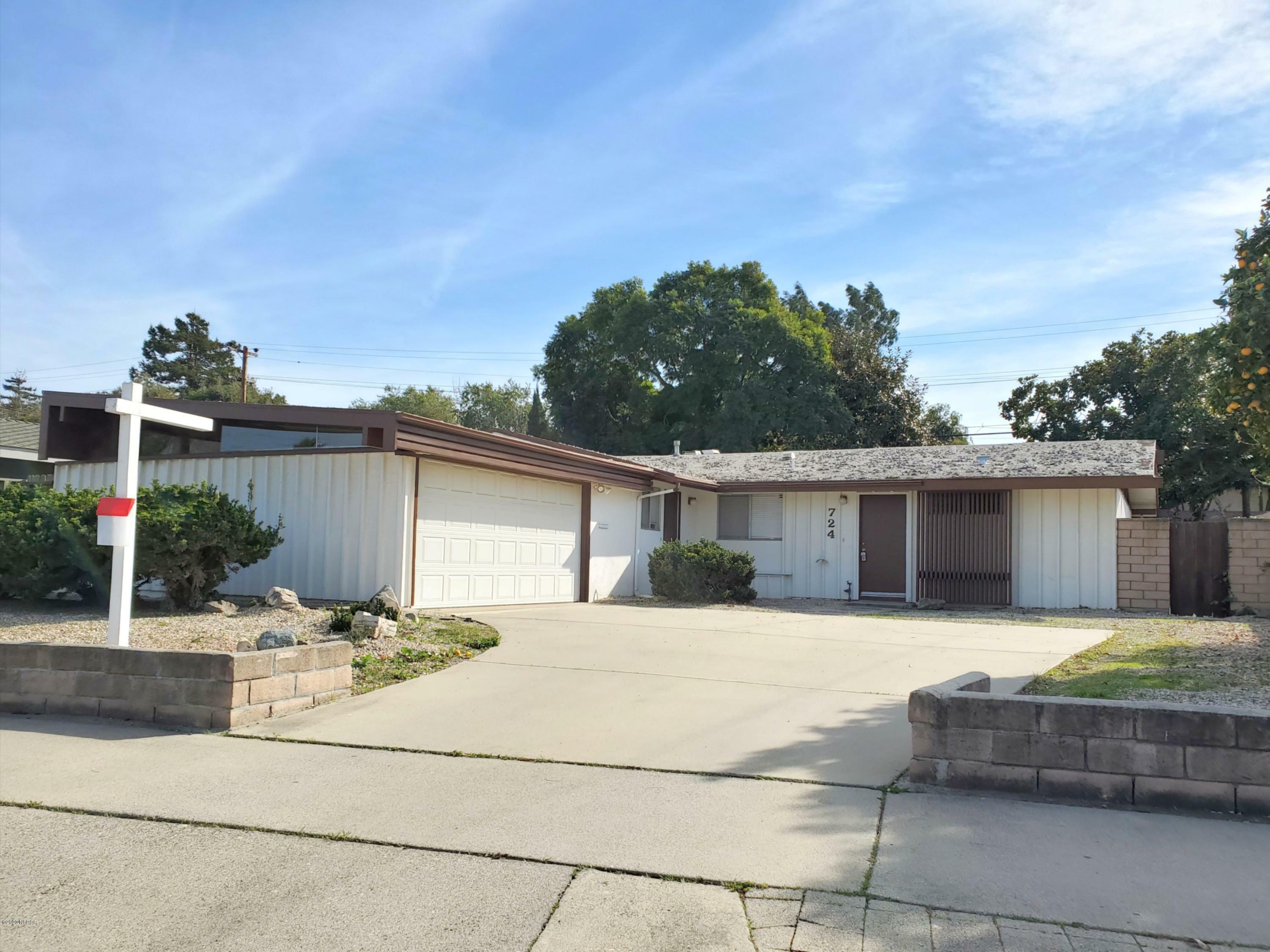 Property Photo:  724 E Mill Street  CA 93454 