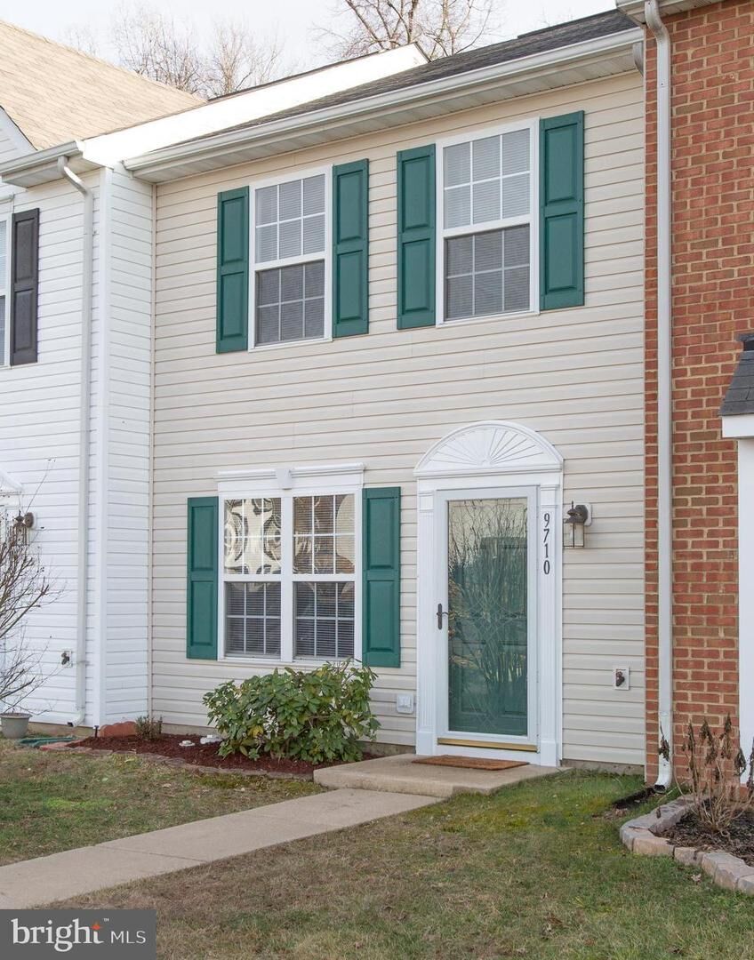 Property Photo:  9710 W Midland Way  VA 22408 