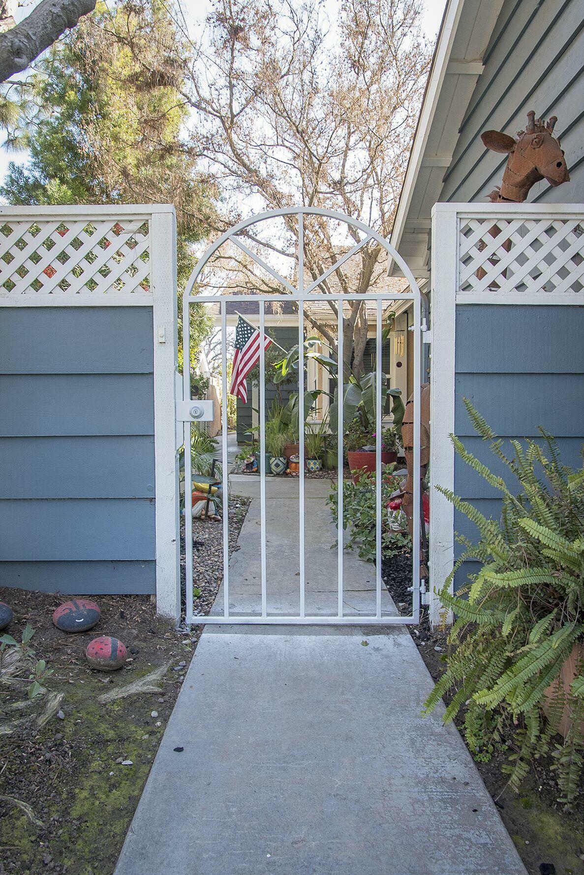 Property Photo:  1900 S Cain Street  CA 93292 