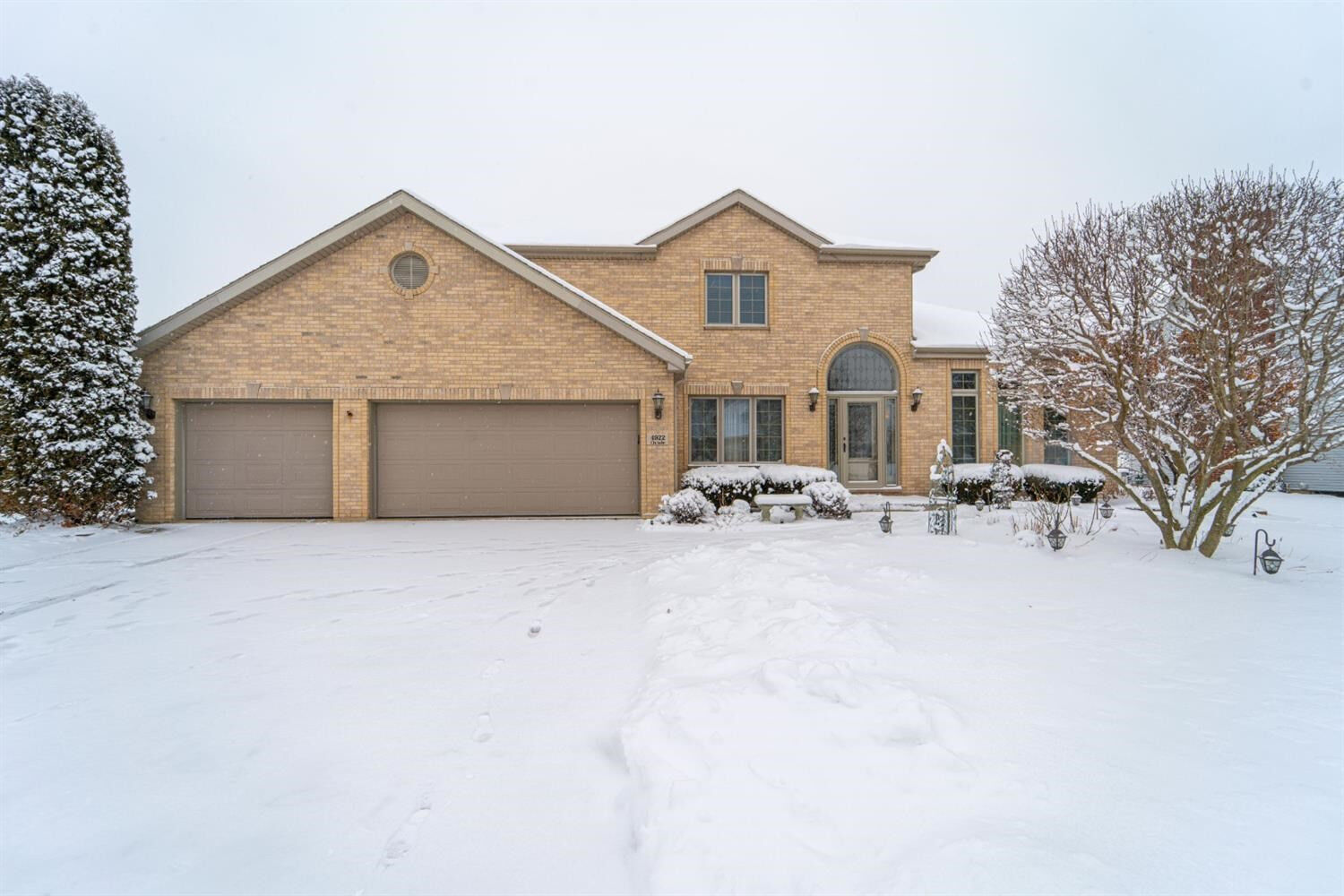 Property Photo:  4922 Oriole Avenue  IN 46375 