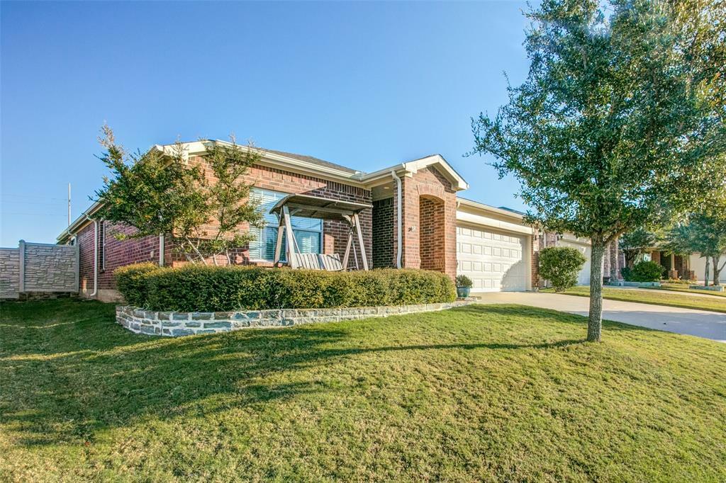 Property Photo:  15948 Avenel Way  TX 76177 