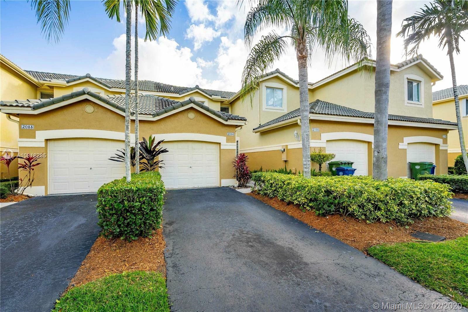 Property Photo:  2094 Hacienda Ter  FL 33327 