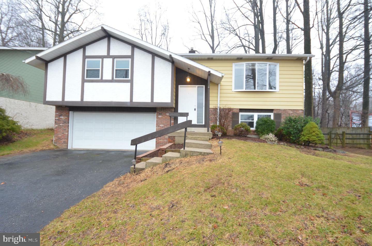 Property Photo:  316 Mountain Road W  PA 18103 