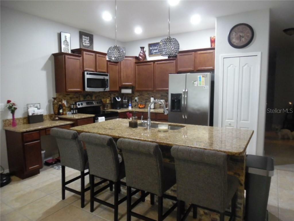 Property Photo:  9625 Trumpet Vine Loop  FL 34655 